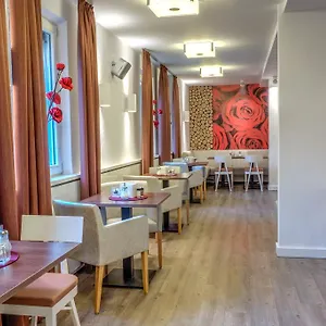 Hotel Am Blumenhaus **